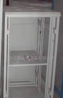 立騰LT-C051網(wǎng)絡(luò)機(jī)柜 中小型網(wǎng)絡(luò)部署的可靠之選